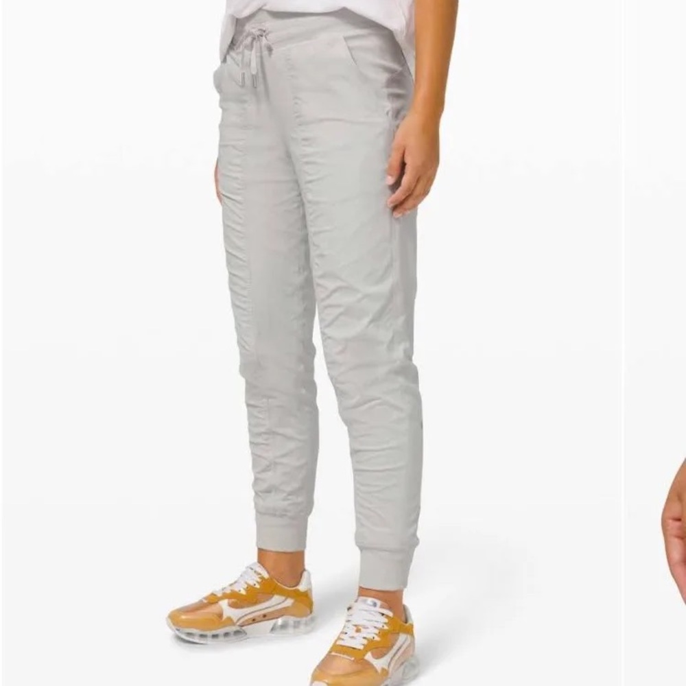 Lululemon Dance Studio jogger